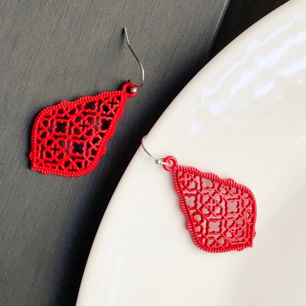 NEW Leaf Filigree Earrings (red)